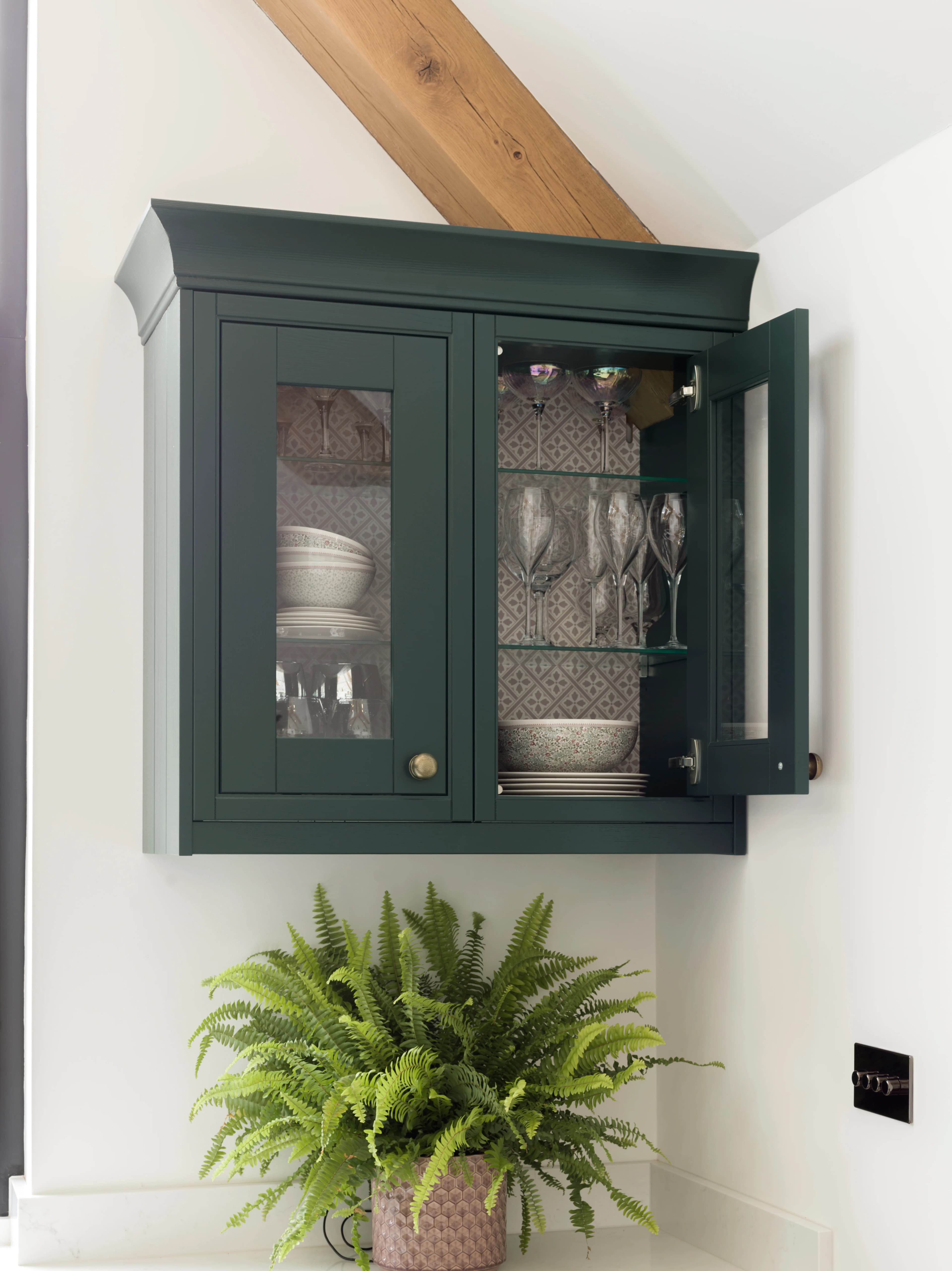 Harwood kitchen design detail - Bentley Kitchens