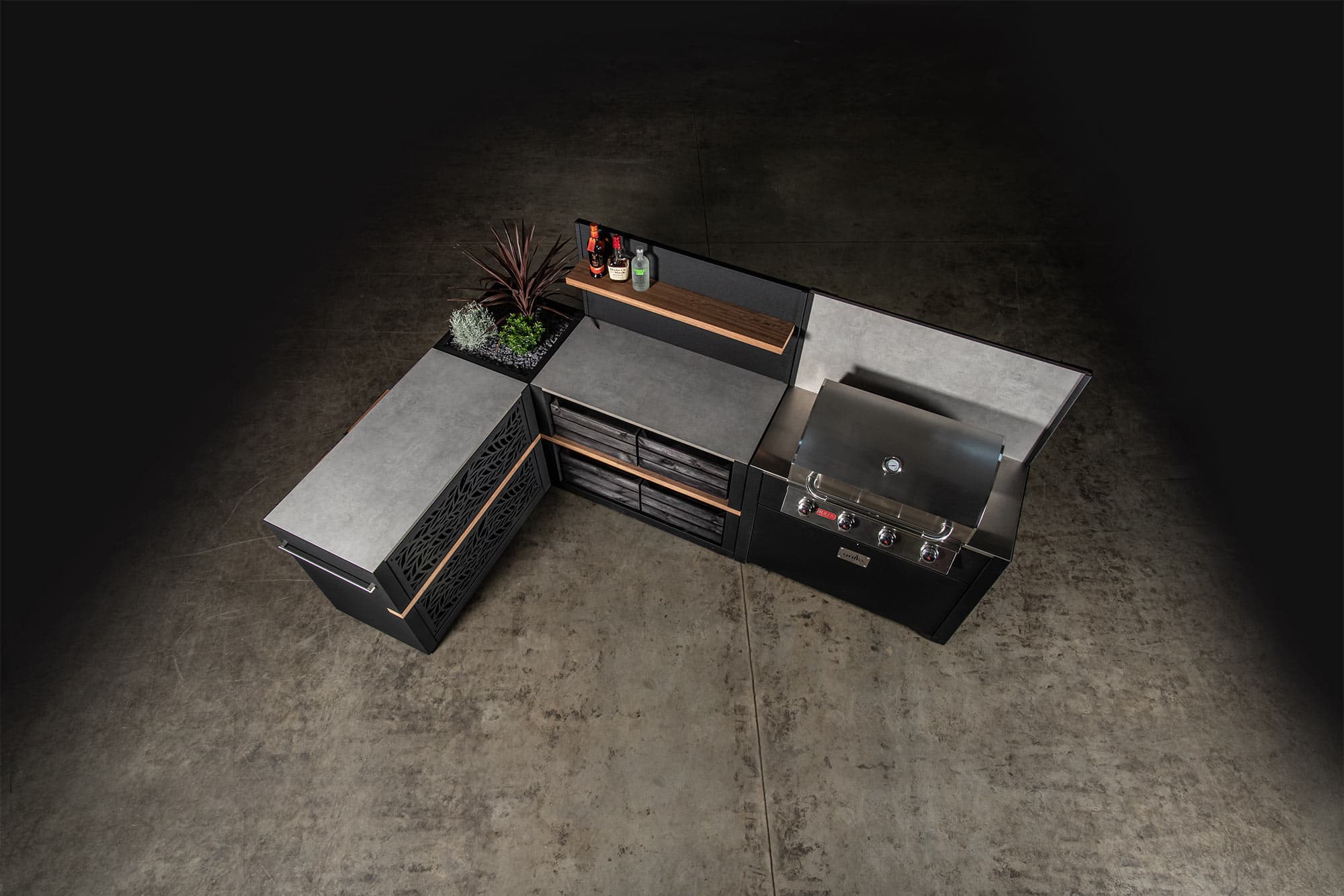 Grillo outdoor kitchen layout with BBQ and worktop area