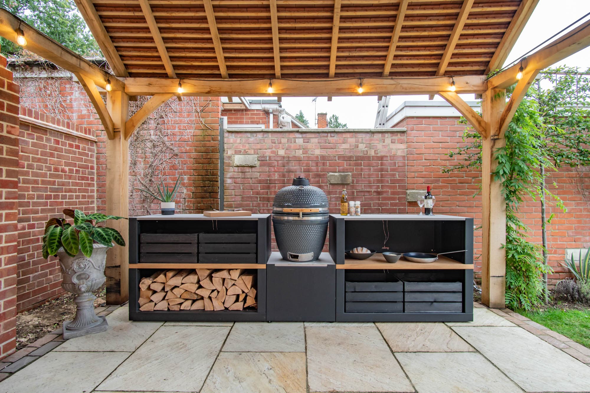 Grillo outdoor kitchen lifestyle setup by Bentley Kitchens