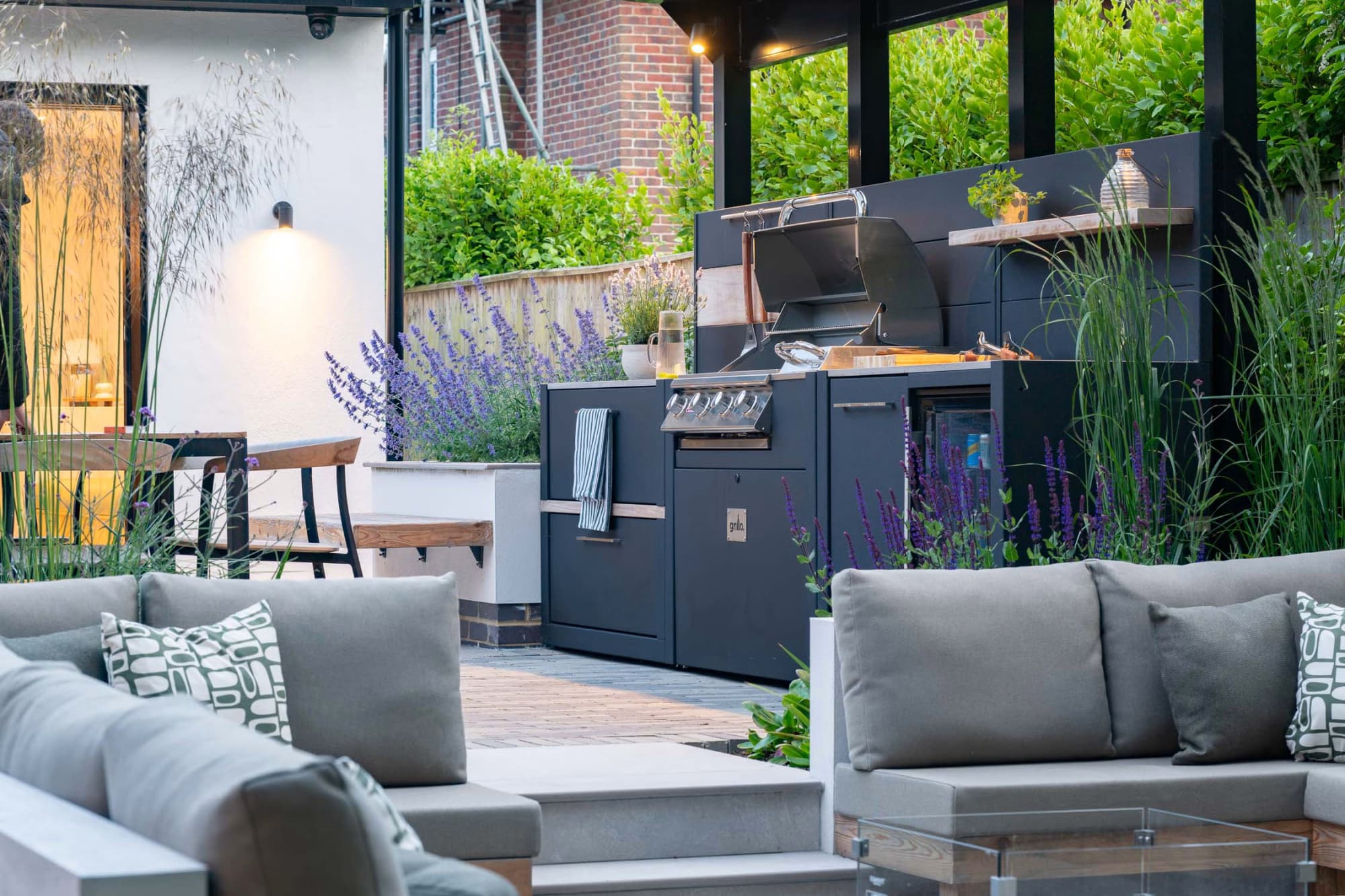 Grillo Vantage outdoor kitchen range